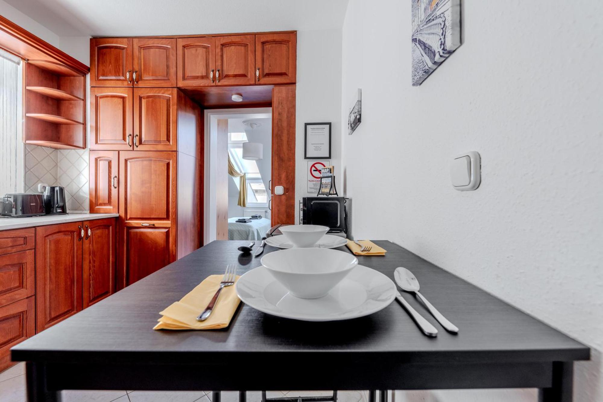Cozy Flat In The Heart Of Buda Будапеща Екстериор снимка