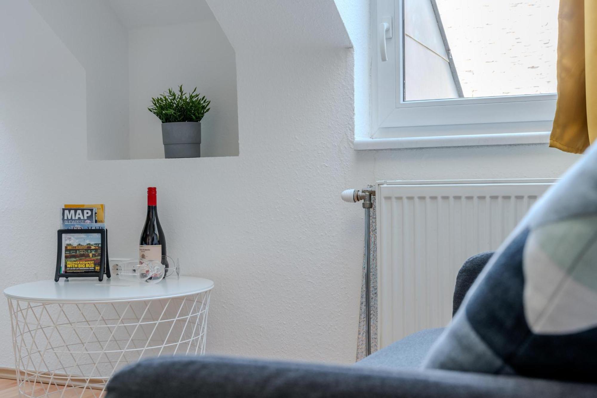 Cozy Flat In The Heart Of Buda Будапеща Екстериор снимка